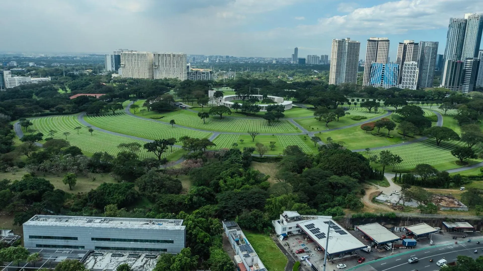 Novel Hotel Manila